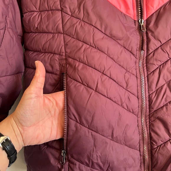 Fall Autumn Ladies Jacket by Reebok - Picture 6 of 8